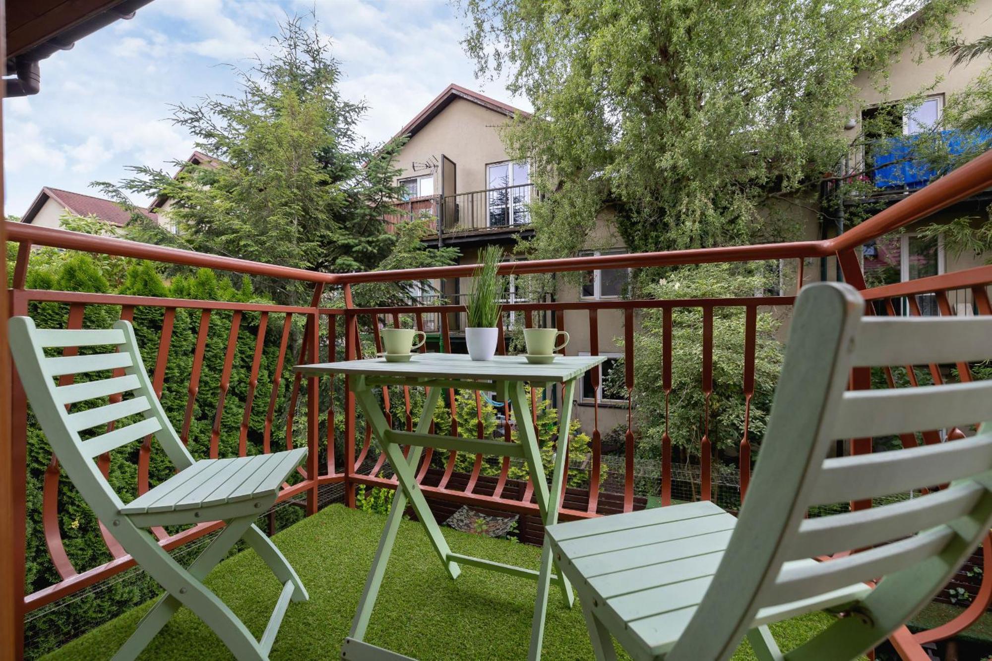 Cracow Verdant With Parking By Renters * Kraków