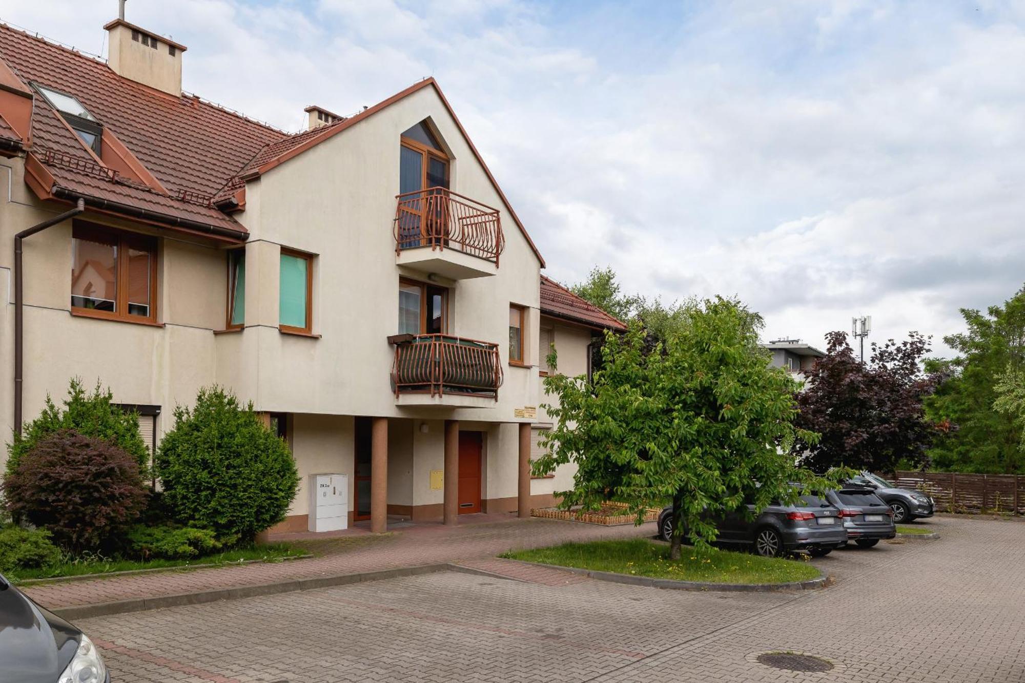 Apartment Cracow Verdant With Parking By Renters *